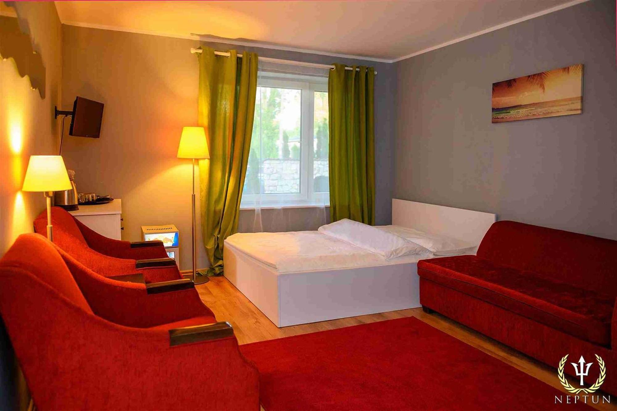 Hotel Neptun Jastrzebia Gora Bagian luar foto