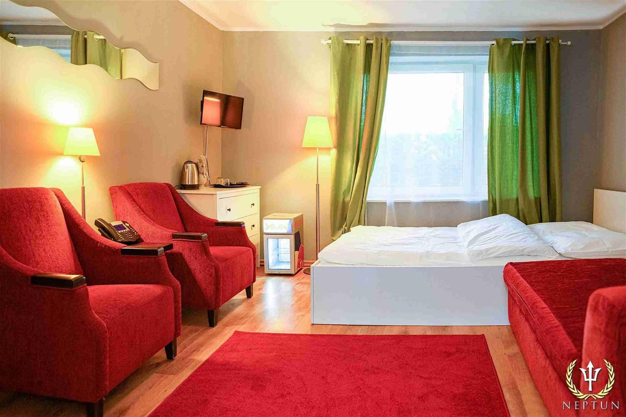 Hotel Neptun Jastrzebia Gora Bagian luar foto