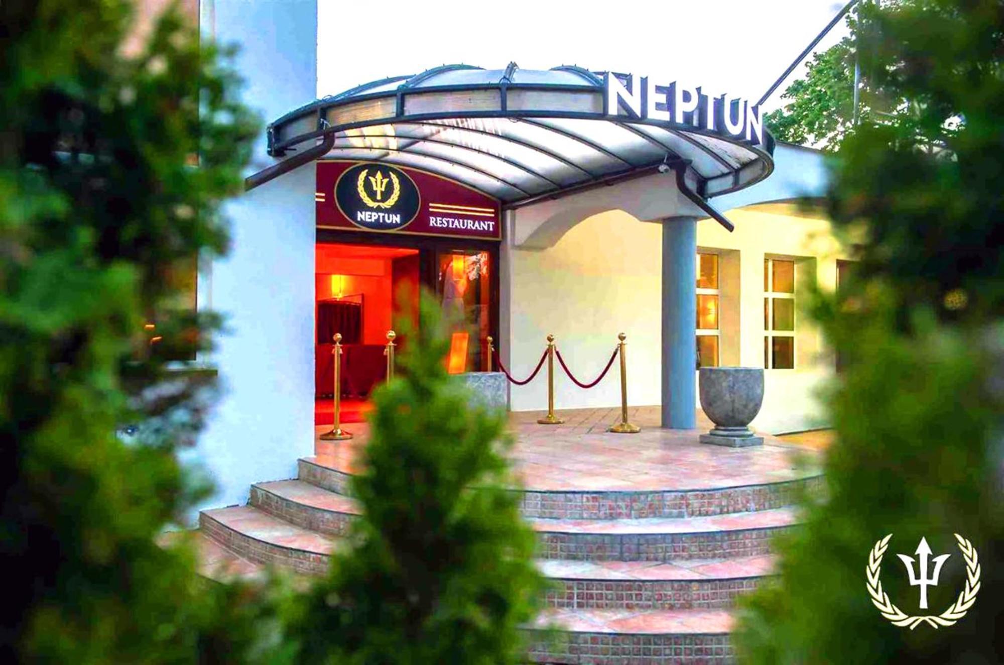Hotel Neptun Jastrzebia Gora Bagian luar foto