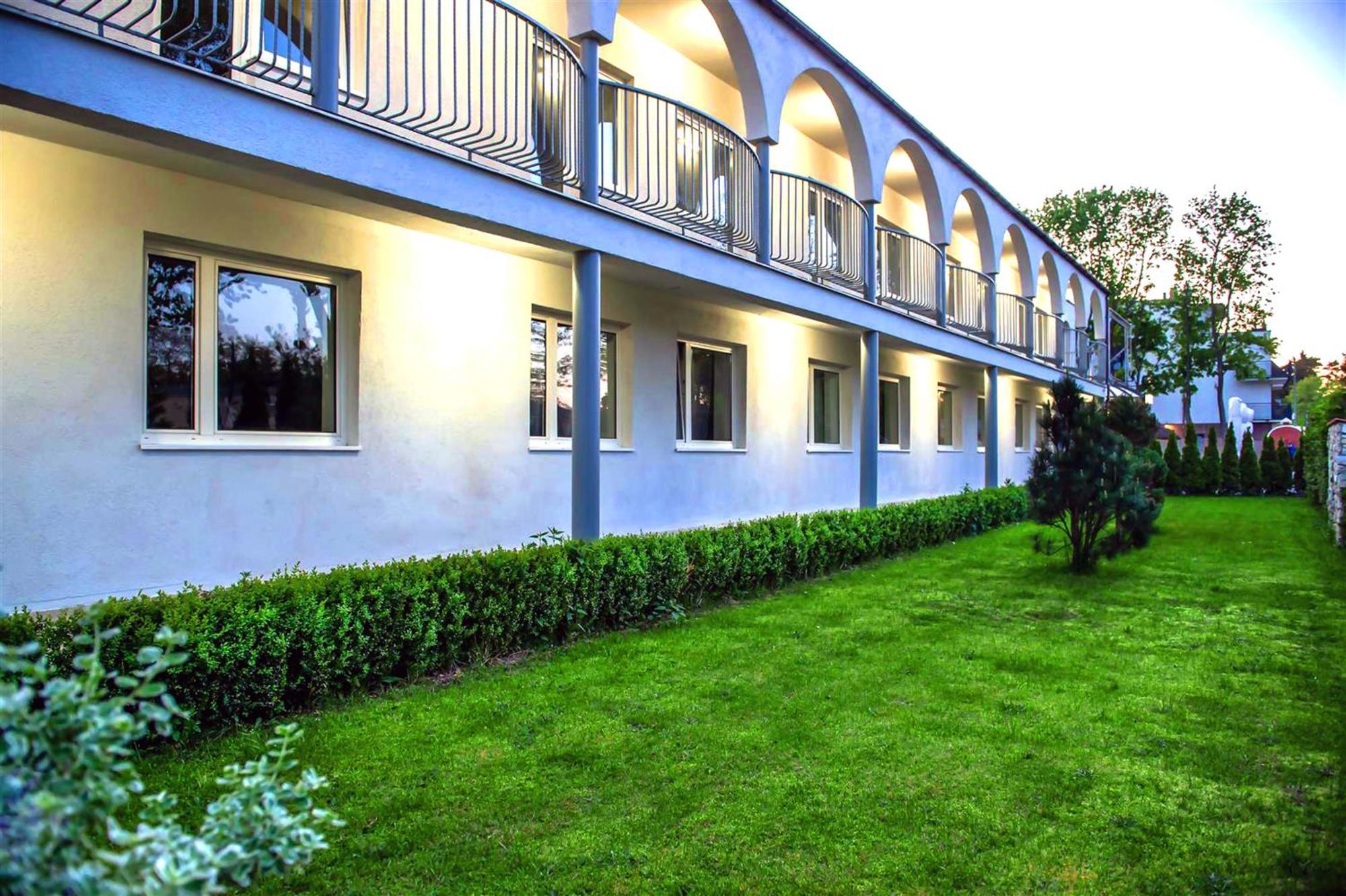 Hotel Neptun Jastrzebia Gora Bagian luar foto
