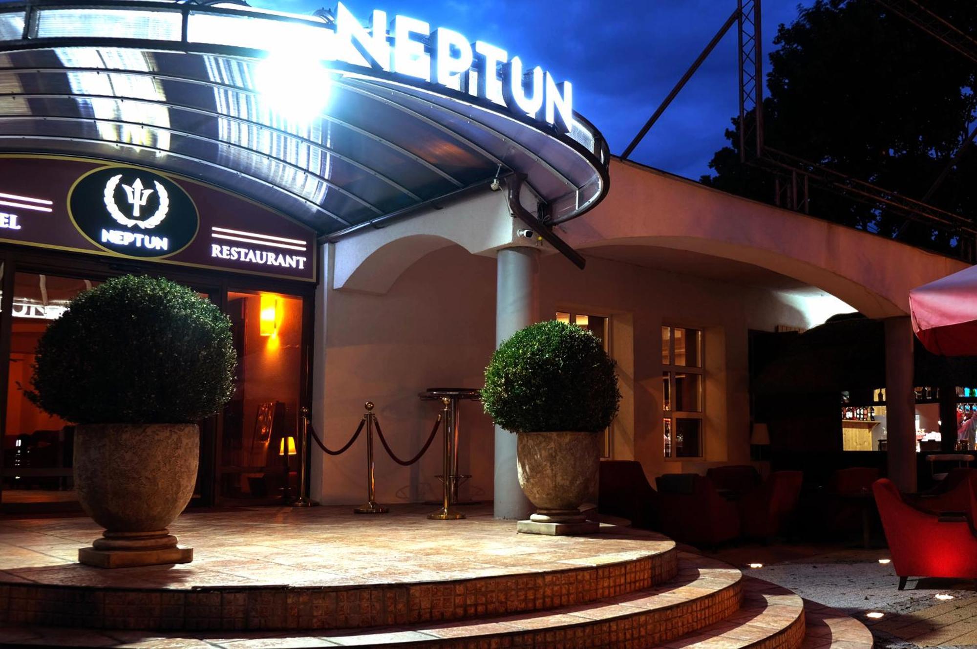 Hotel Neptun Jastrzebia Gora Bagian luar foto